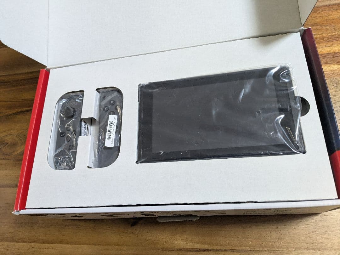 Nintendo Switch 本体 + Ring Fit Adventure