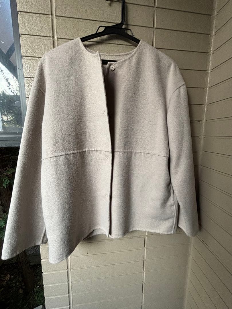 インディヴィ　リバーショートコート