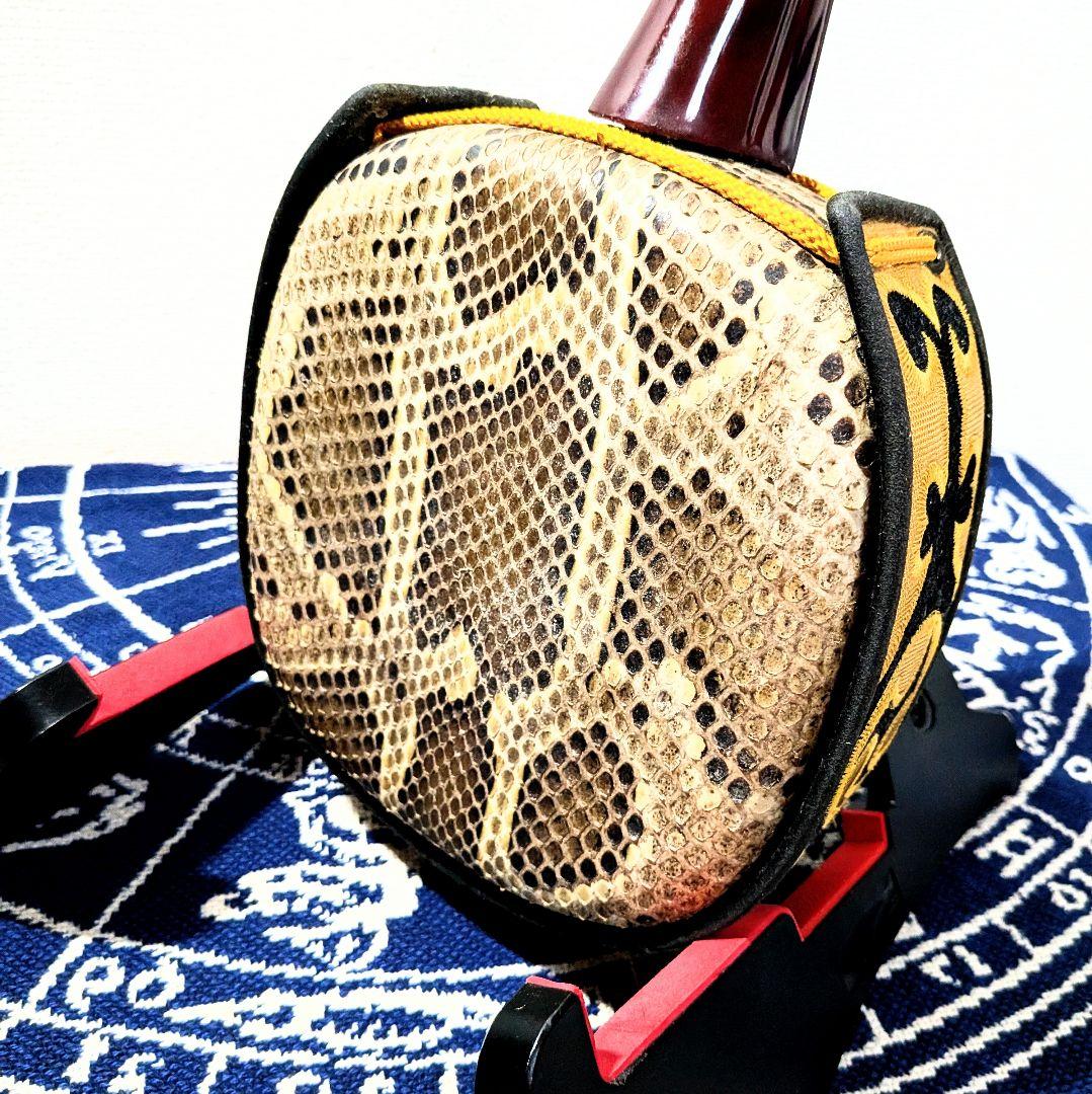 美品　沖縄三味線　本皮　ゆし木　真壁型