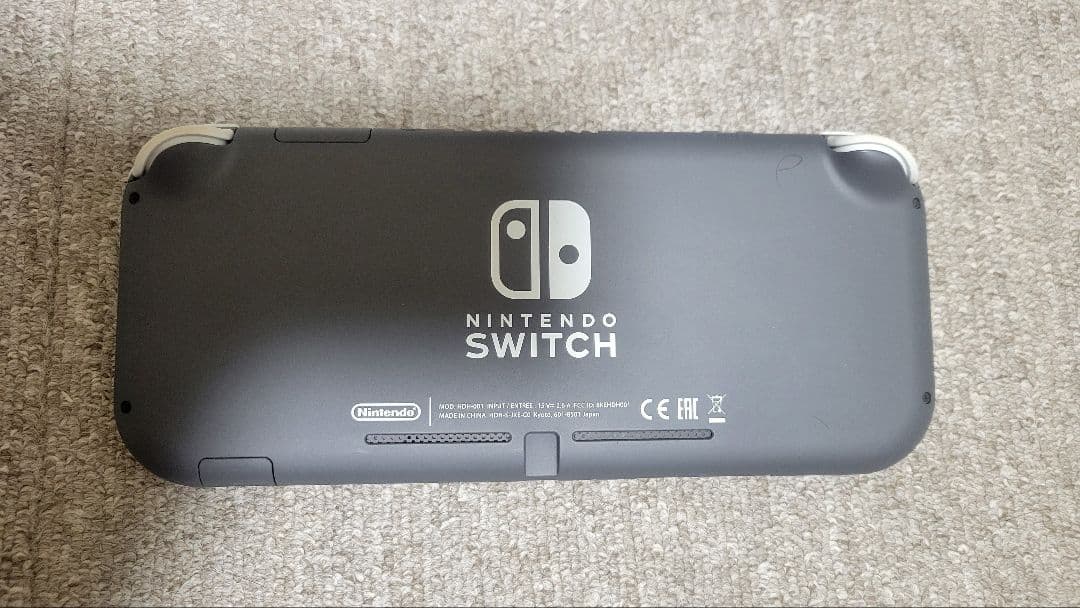 Nintendo Switch Lite グレー 本体＋シリコンカバー