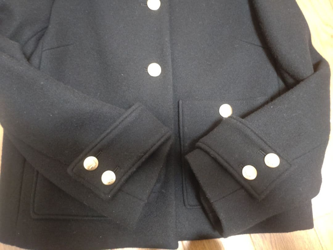 アプワイザーリッシェ　金釦ショートコート