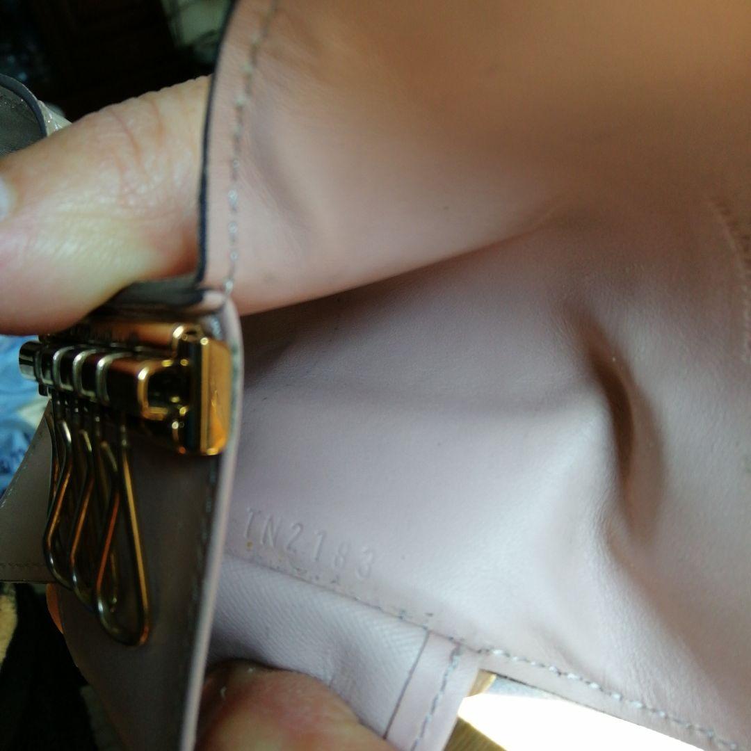 美品　Louis Vuittonレザーキーケース
