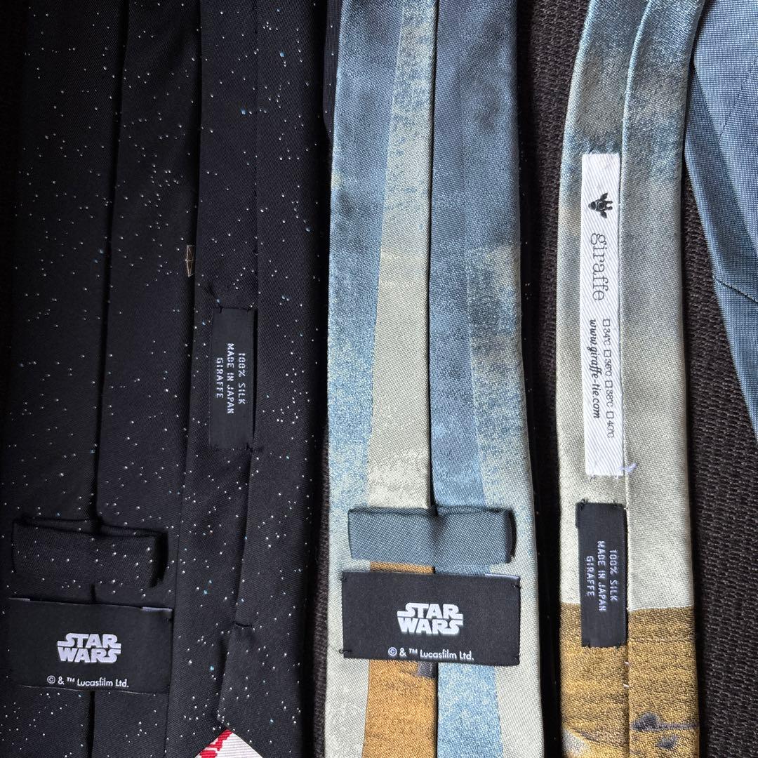 希少　giraffe ジラフ　ネクタイ スターウォーズ　限定品　シルク100%