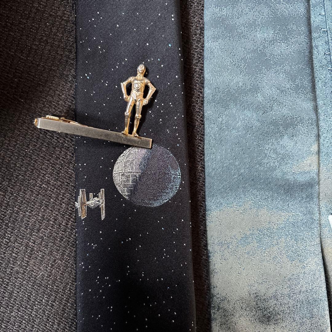 希少　giraffe ジラフ　ネクタイ スターウォーズ　限定品　シルク100%