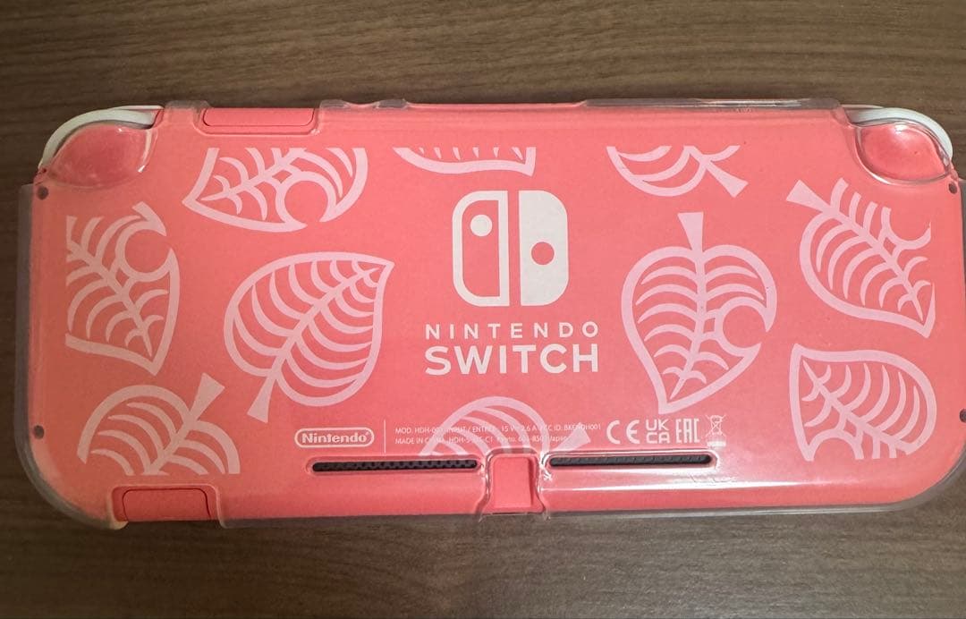 Switch Lite あつ森仕様の限定版のしずえカラー&あつ森ソフト付き