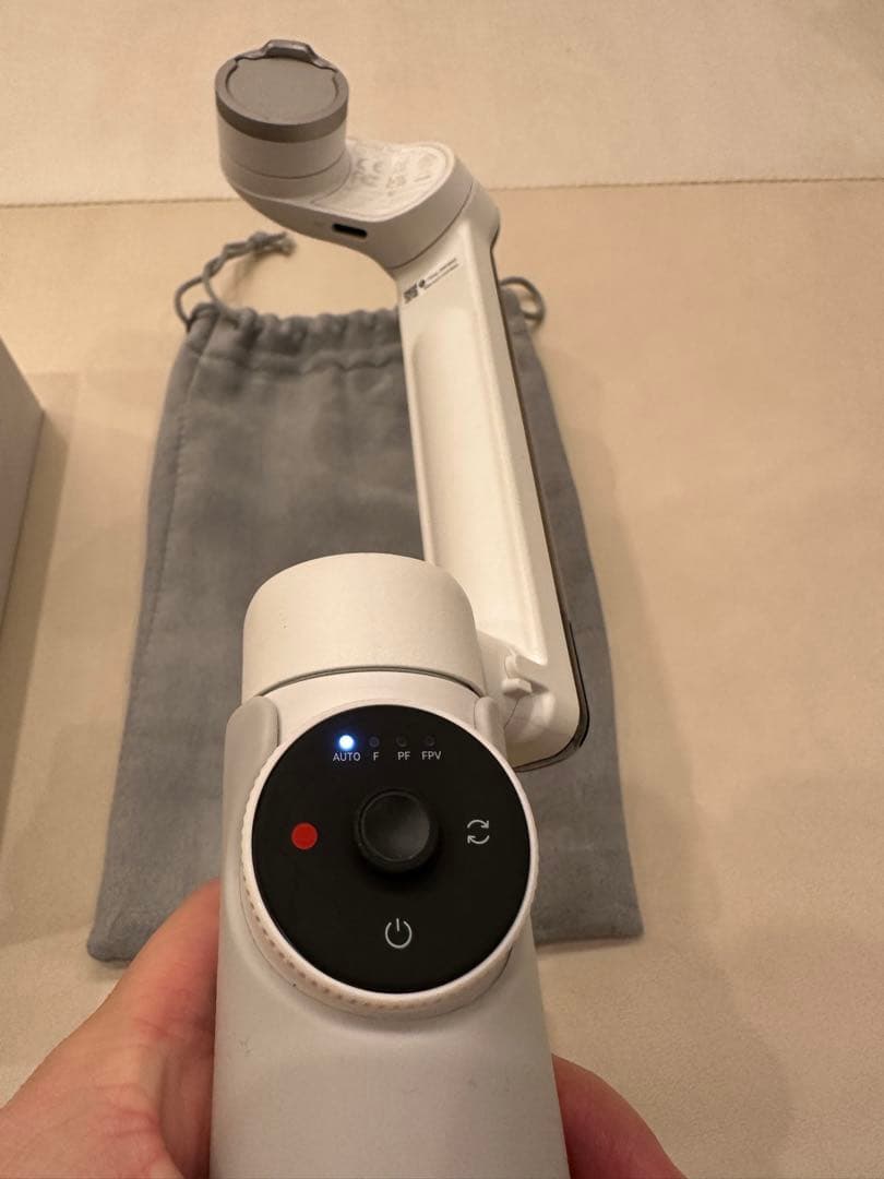 Insta360 Flow スマートフォンスタビライザー　ジンバル