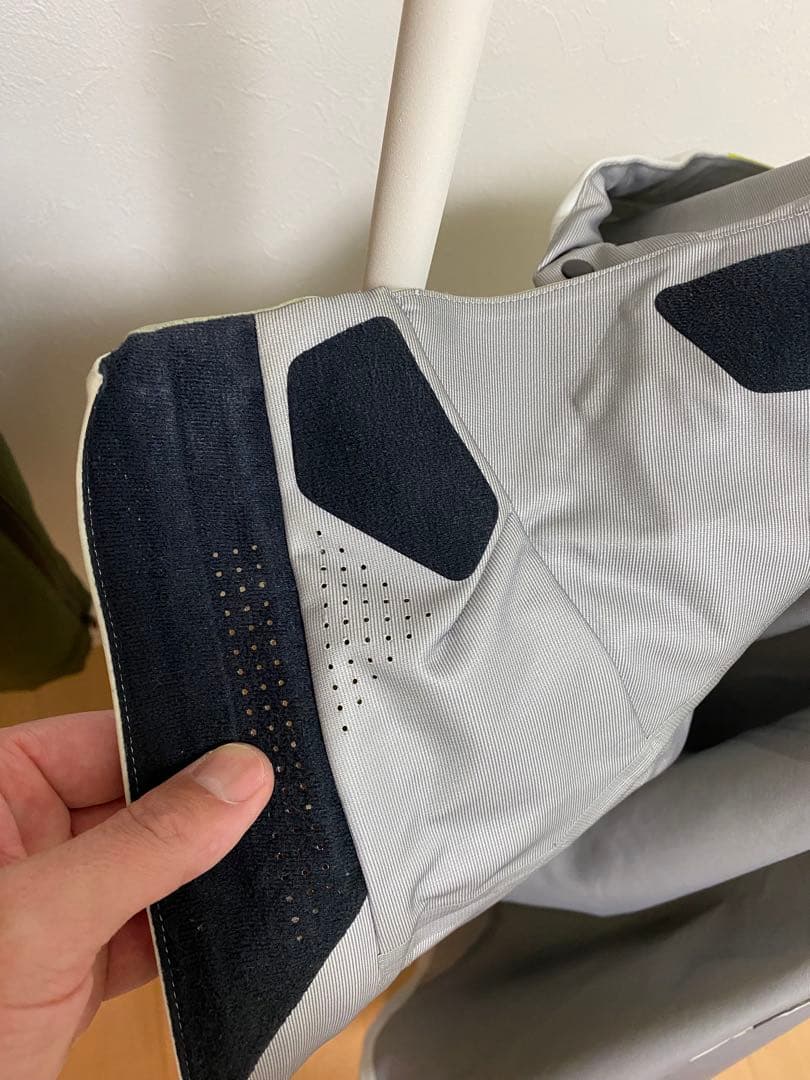 2024デサントスキーウェア　上下セット　アルペンスキー　基礎スキー