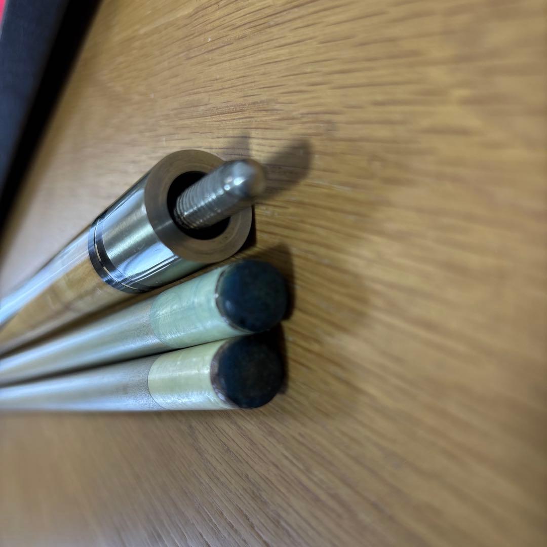 ビリヤード　キュー　ハードケース付　３本