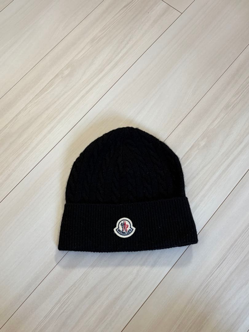 S*y様 Moncler ブラックニット帽 ユニセックス