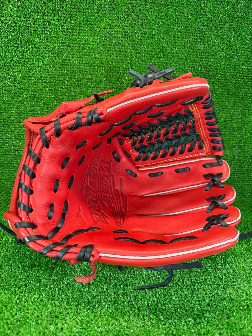 ミズノ　軟式　オールラウンド用　1AJGR32800　ウィルドライブ レッド