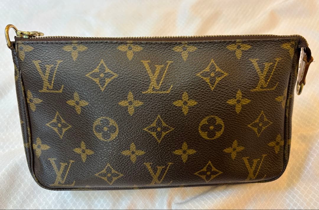LOUIS VUITTON ポシェット アクセソワール キーフォルダー付き