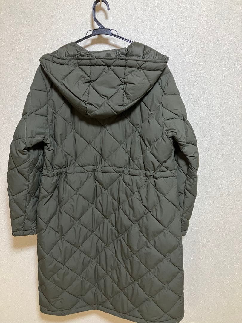 ユニクロ　パフテックロングコート　オリーブ　Ｌ