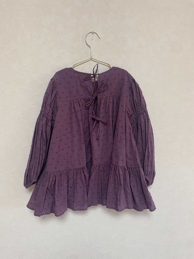 新品未使用　uhrドット柄長袖ワンピース（パープル）