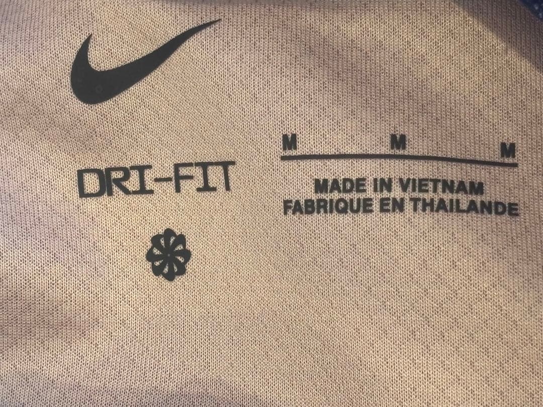 バルセロナ　ユニホーム　 25-26 Nike Mサイズ　新品未使用