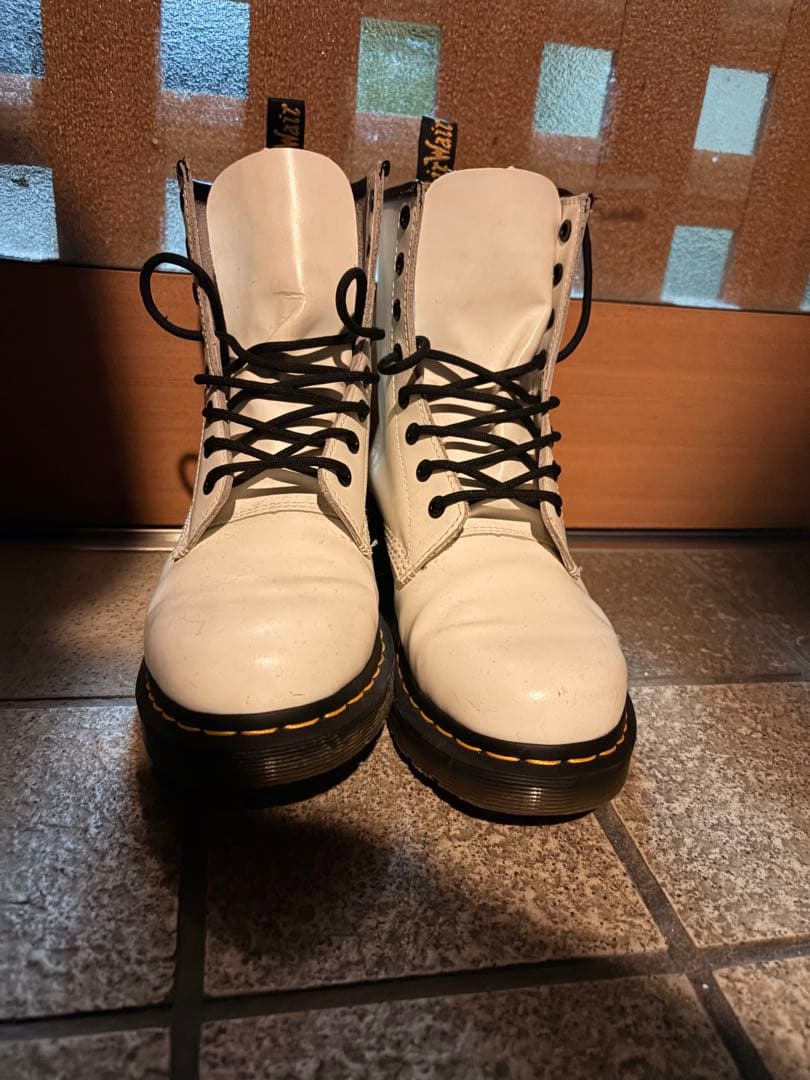 ドクターマーチン 白 26cm