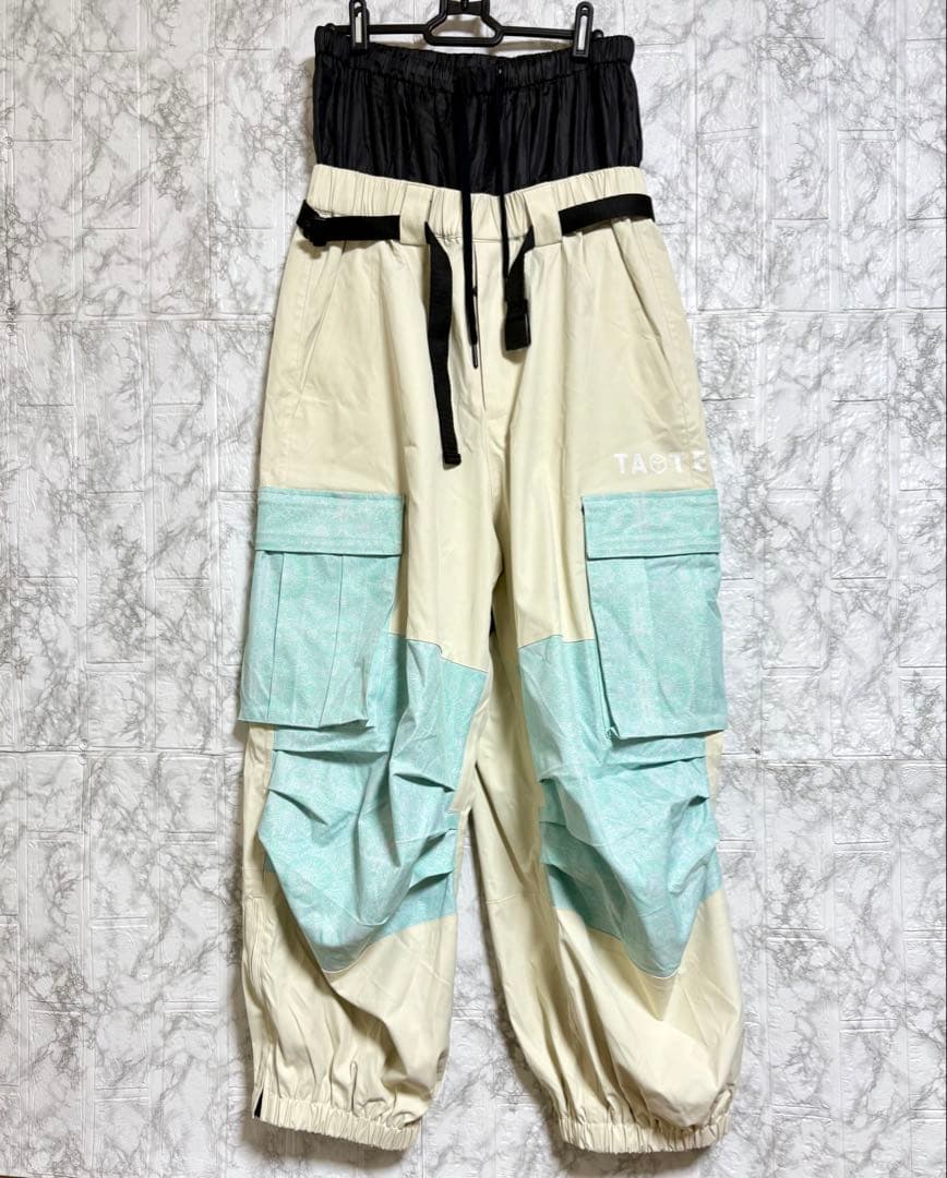 TaoTechタオテック　Hinakoコラボ　スノボウェア　多機能　M