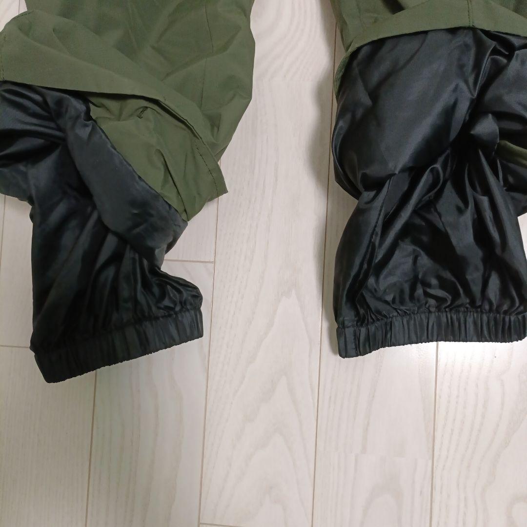 オガサカ デサント スキーウェア 上Ｌ下Ｍ