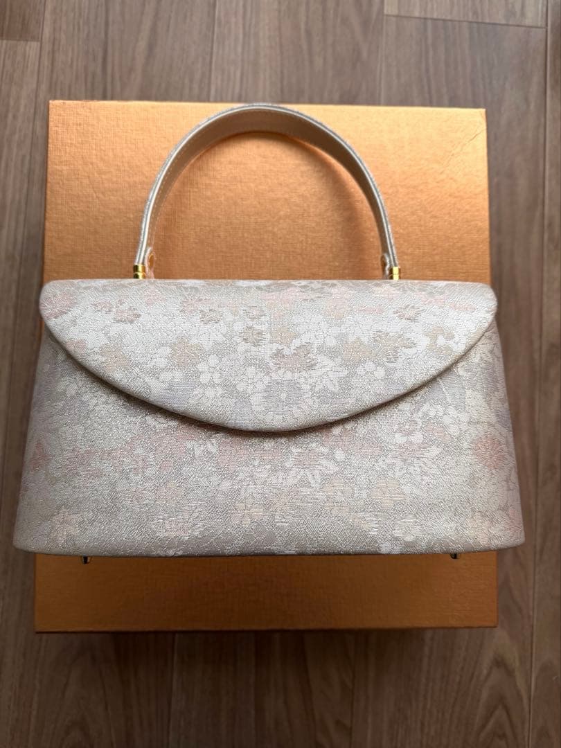 世美庵 高級帯地 草履バッグセット 新品 留袖 訪問着 シルバー系