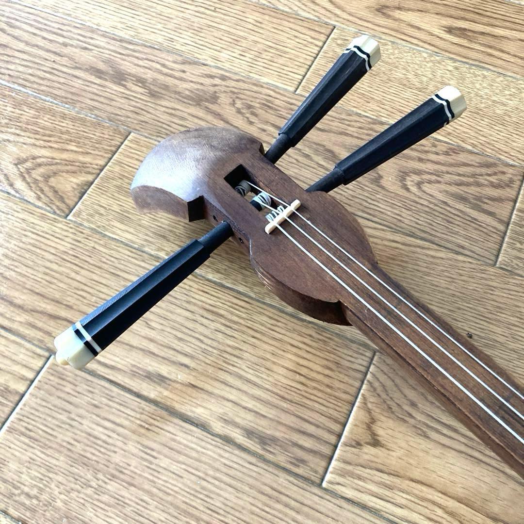 ハイビスカス三線