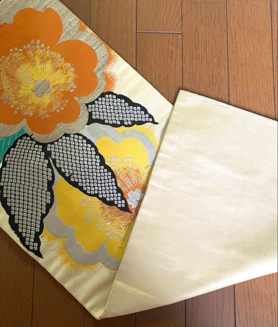 【レア！アンティーク、大正ロマン】ビタミンカラーの梅が可愛い！☆正絹 名古屋帯