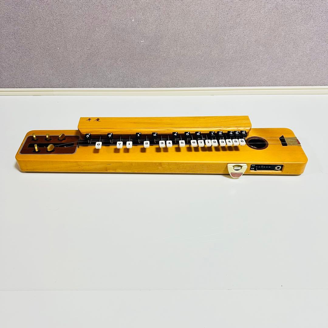 【極美品】SUZUKI 電気大正琴 弁慶 ピック 説明書付き