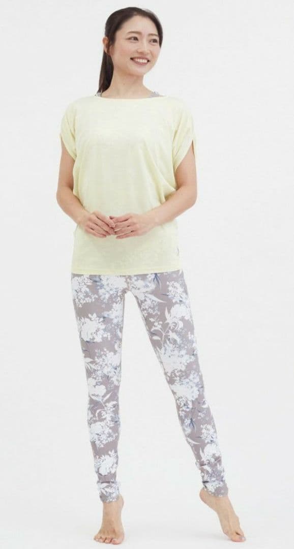 新品未使用 Julier ClearFlowerプリントレギンス