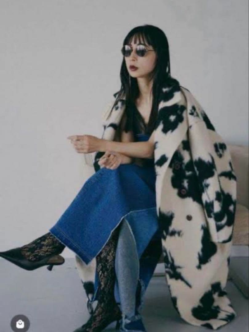 AMERI◆UND SHADOW FLOWER WOOL COAT