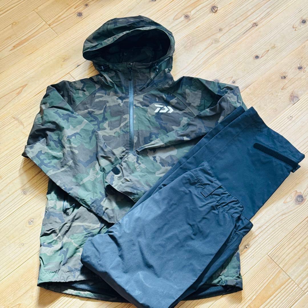 Daiwa DR-3306 迷彩 フィッシングスーツ カモフラ　セットアップ