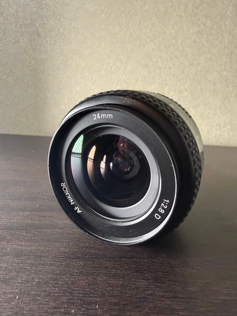 Nikon AF NIKKOR 24mm f/2.8 Dレンズ