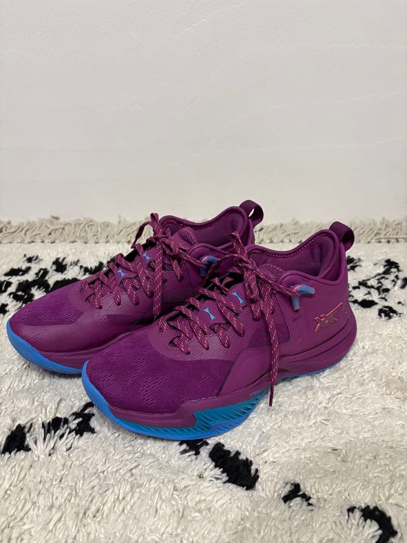 アシックス　asicsNOVA SURGE LOW 2