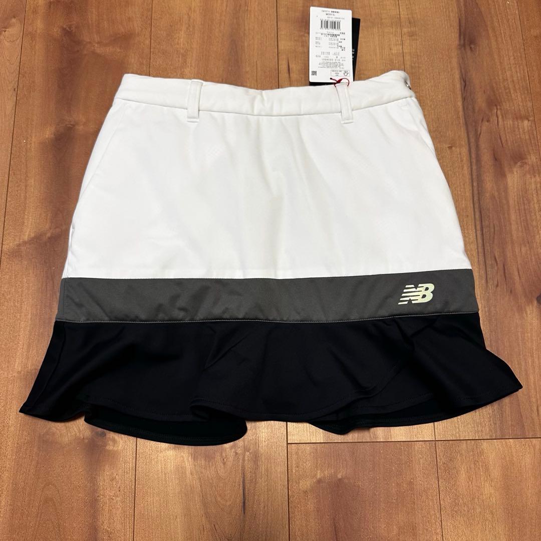 上下裏起毛　中綿スカート　ハイネック長袖　ペプラム　秋冬　セットアップ　ブラック