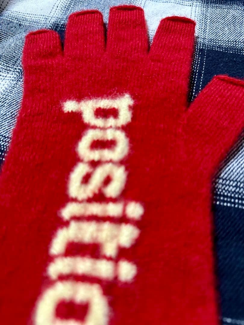 donttellanyone 手袋　ドンテル　YURIKA AKUTSU