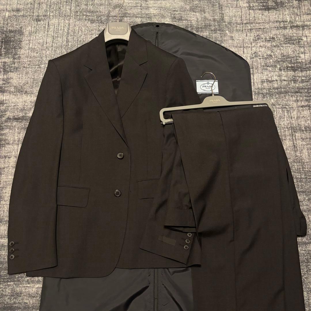 プラダ PRADA トライアングルロゴパッチ スーツセットアップ 22ss