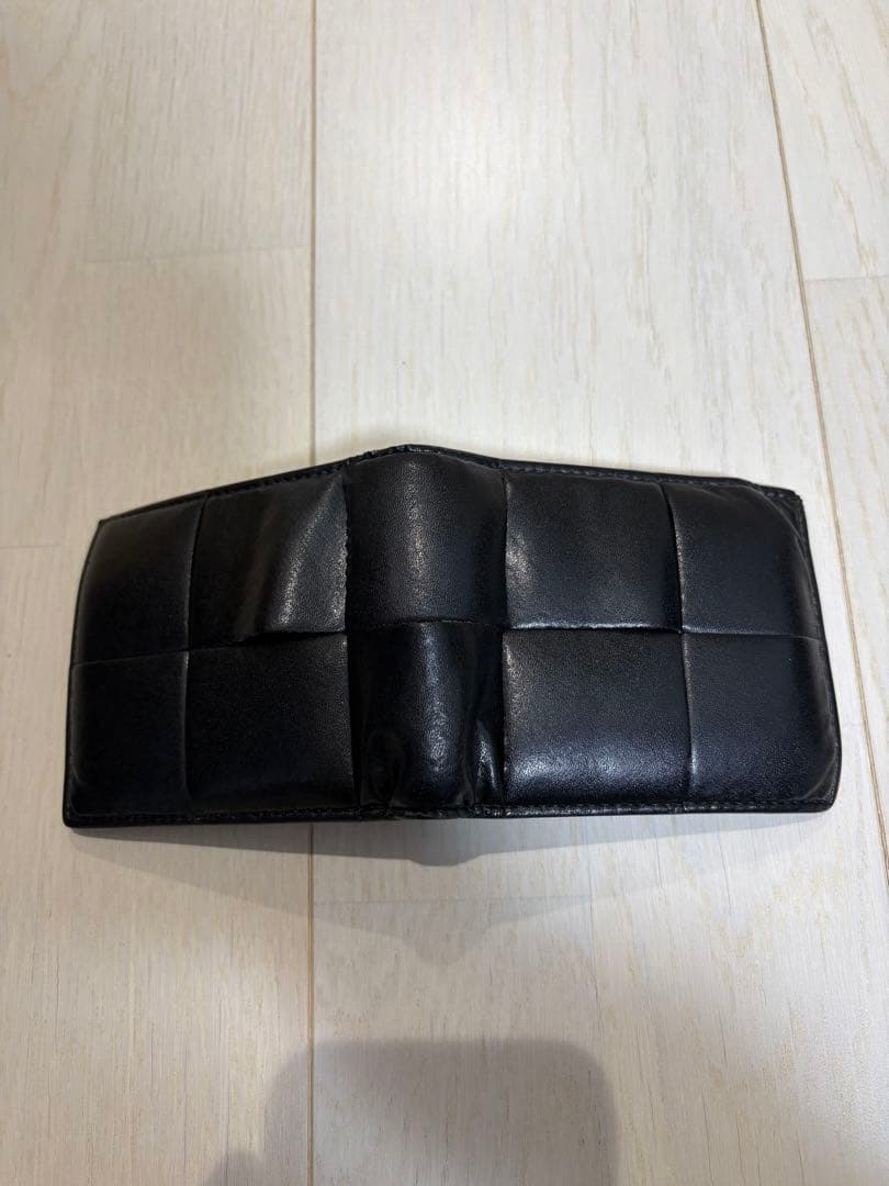 ボッテガヴェネタ　カセット　二つ折り財布　ブラック