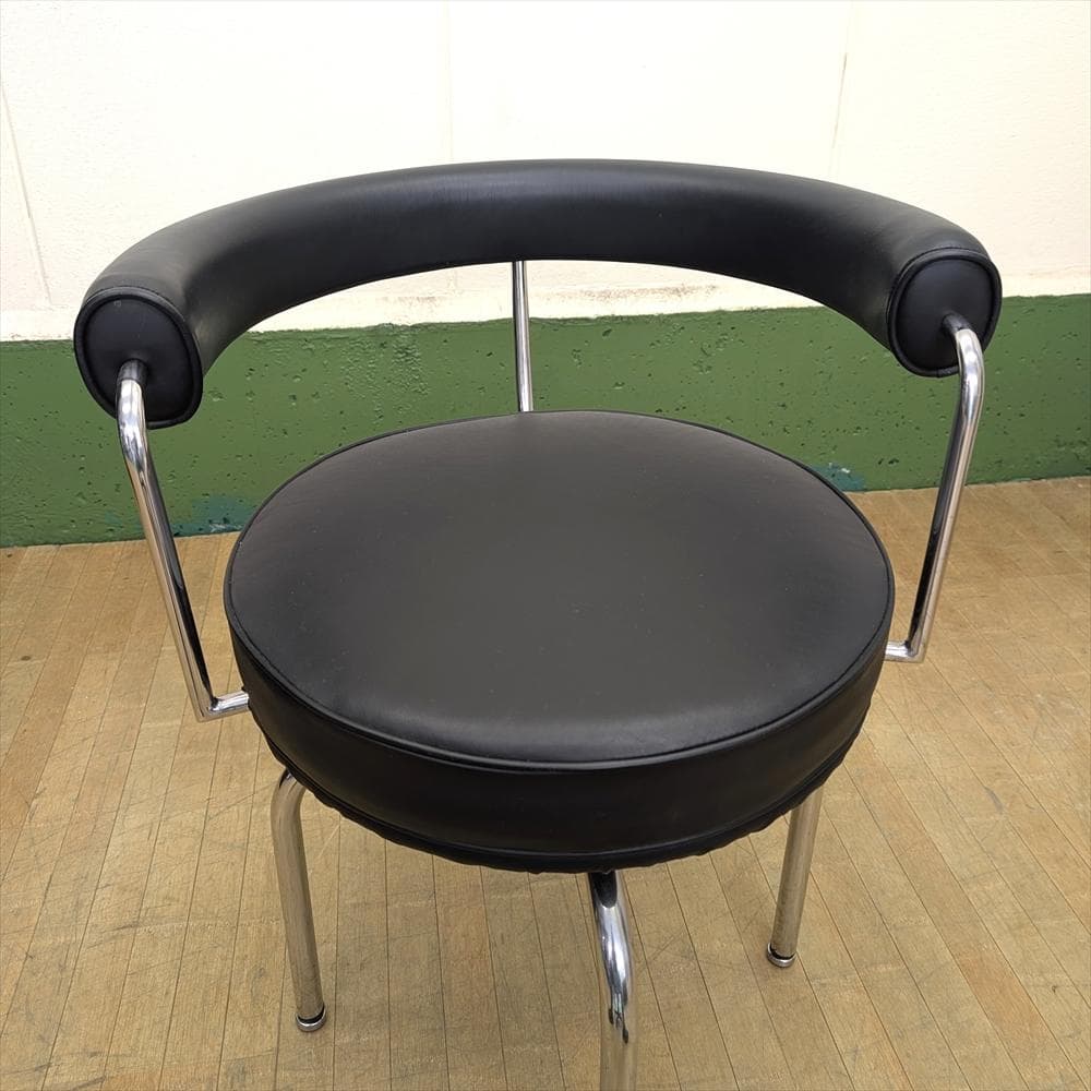 美品　本革　LC7　ル・コルビジェ　アームチェア　回転椅子　イス　リプロダクト