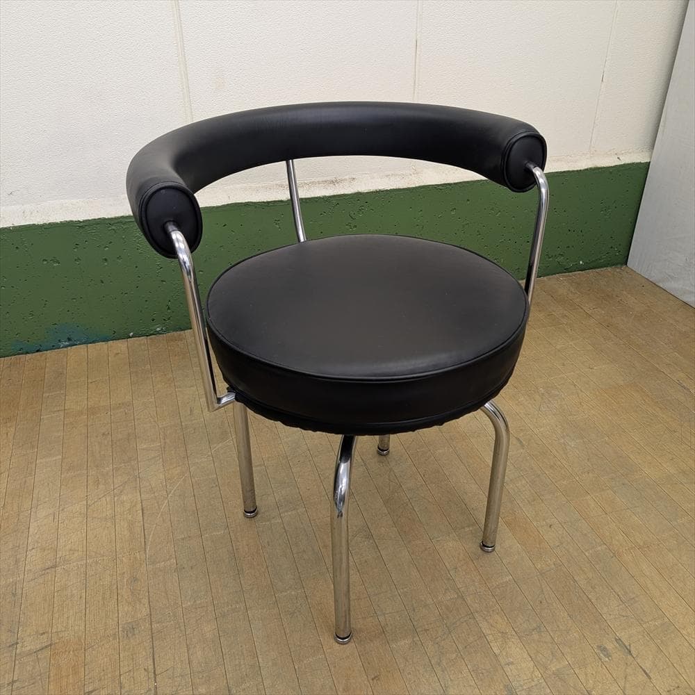 美品　本革　LC7　ル・コルビジェ　アームチェア　回転椅子　イス　リプロダクト