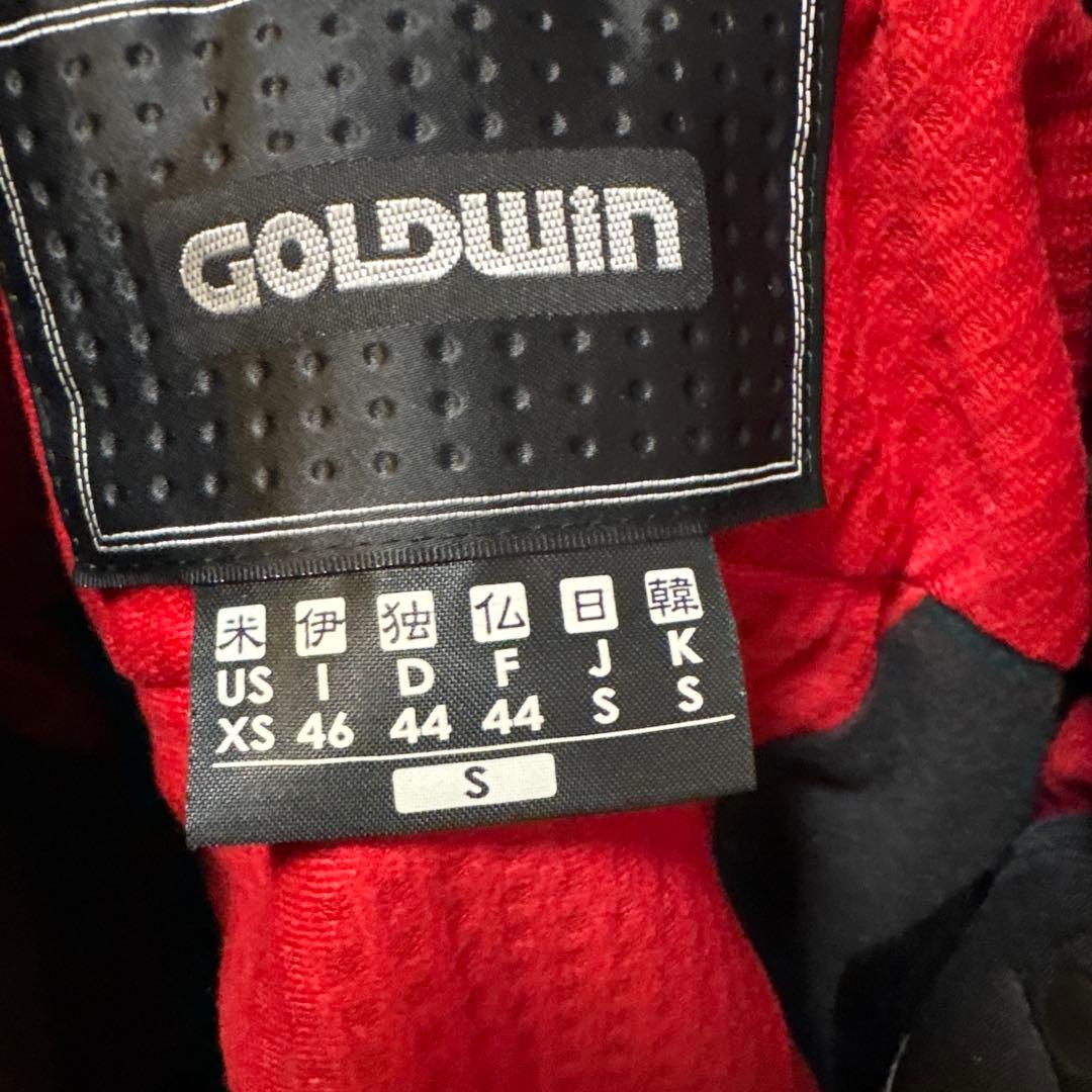 【お値下げ】男子ジュニアスキーウェア⭐︎Goldwin