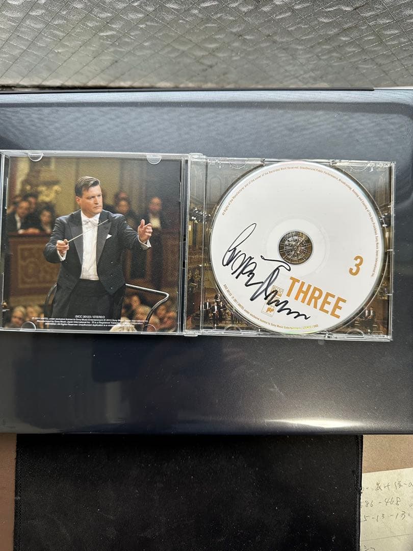 クリスティアン・ティーレマン直筆サイン入り　ベートーヴェン 交響曲第3番　ライブ