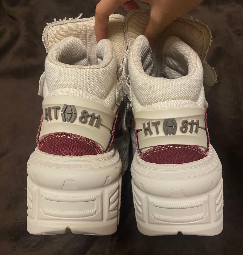 NEW ROCK風　ニューロック スニーカー　ベージュ　赤　ベルト　厚底