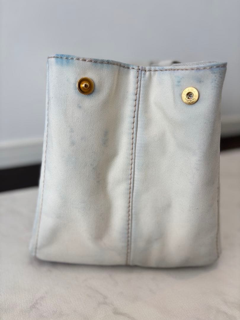 【最終値下げ】PRADA ホワイト ガナパ