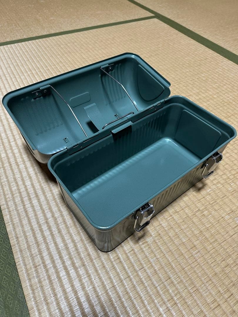 STANLEY スタンレークラシックランチボックス 9.4L グリーン