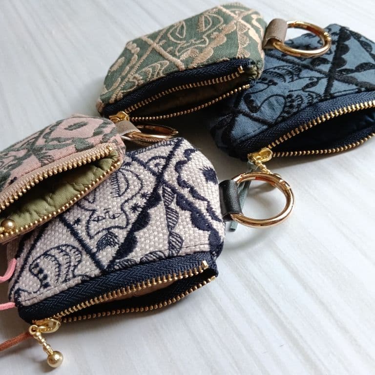 ✩ハッピー＊✩ミナペルホネン　ころんとミニポーチ　シンフォニー　ヴィレッジ