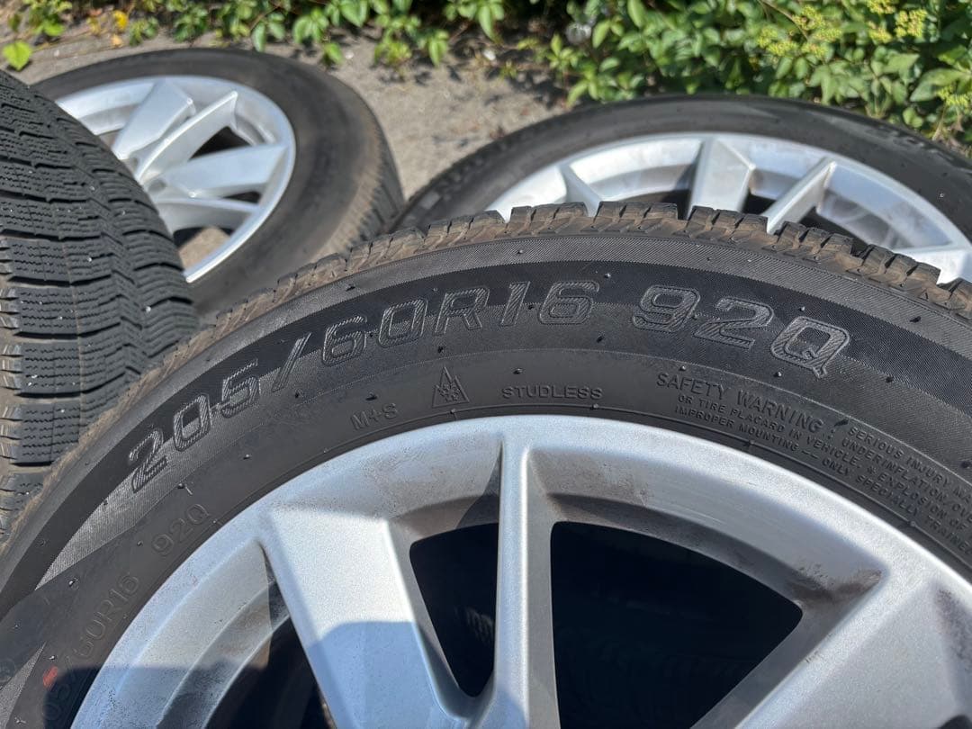 Audi A4ホイールセット 205/60R16 アウディ 純正 タイヤ アルミ