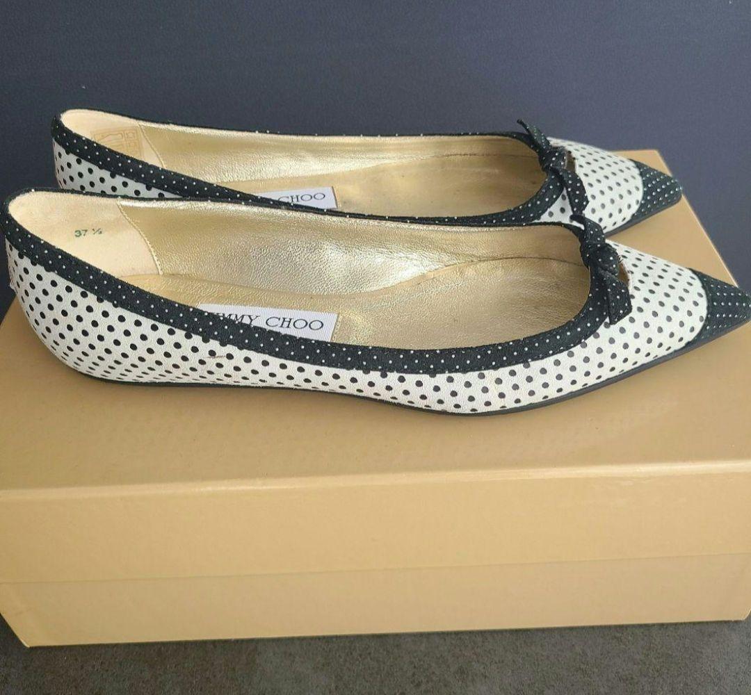 ドット柄ポインテッドトゥフラットシューズ