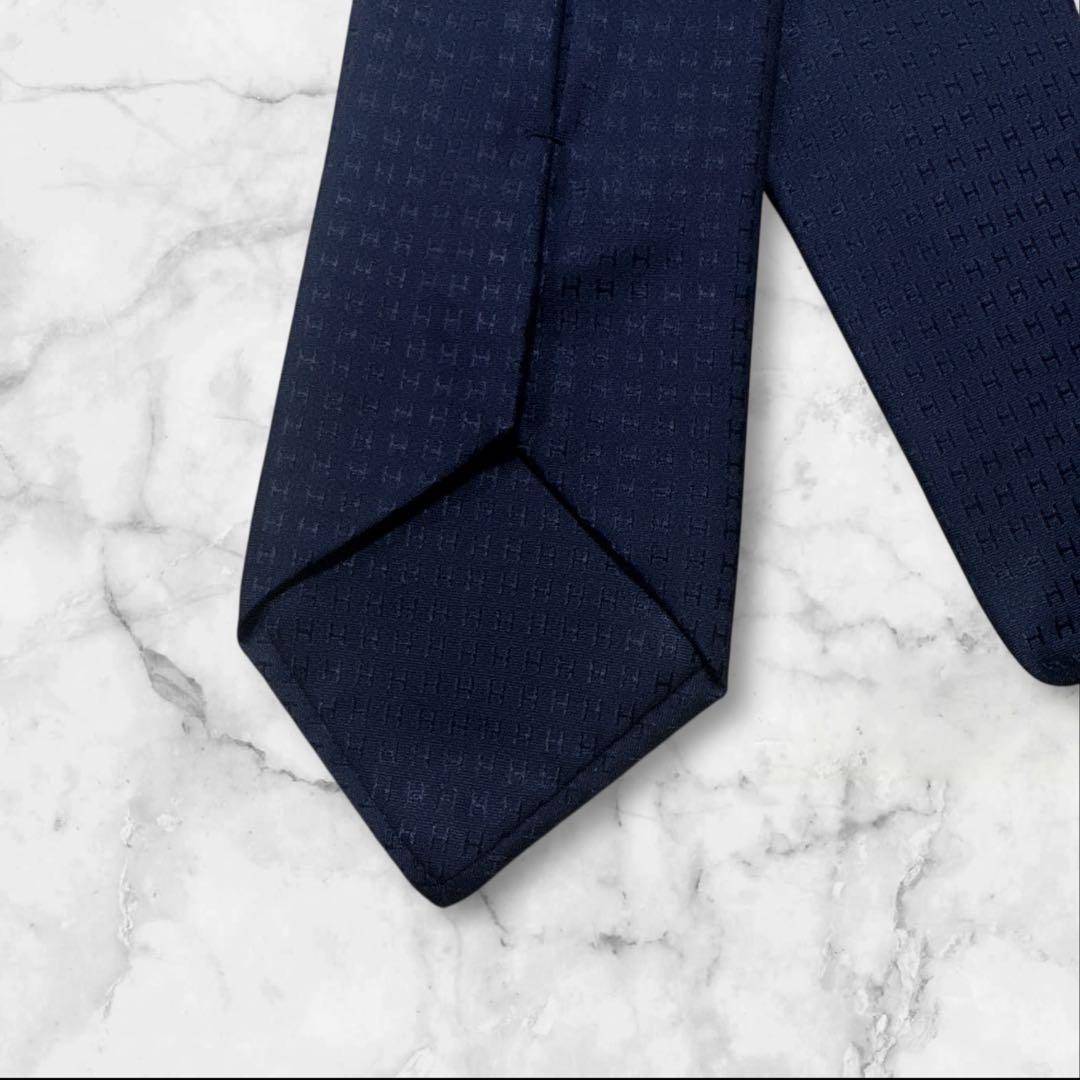 【未使用に近い】HERMES ファソネ　ネクタイ　黒　H柄　箱付き