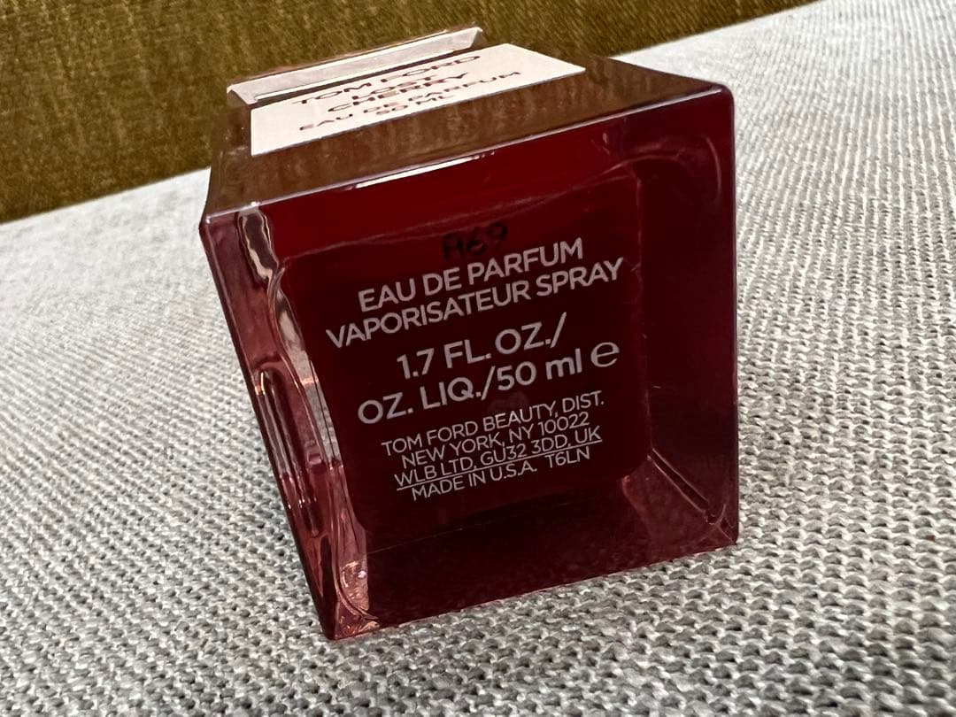 TOM FORD ロスト　チェリー　オード　パァルファム　スプレィ50ML