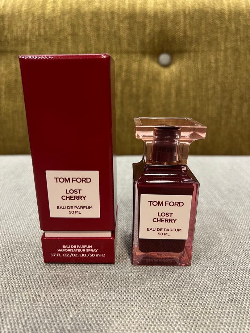TOM FORD ロスト　チェリー　オード　パァルファム　スプレィ50ML
