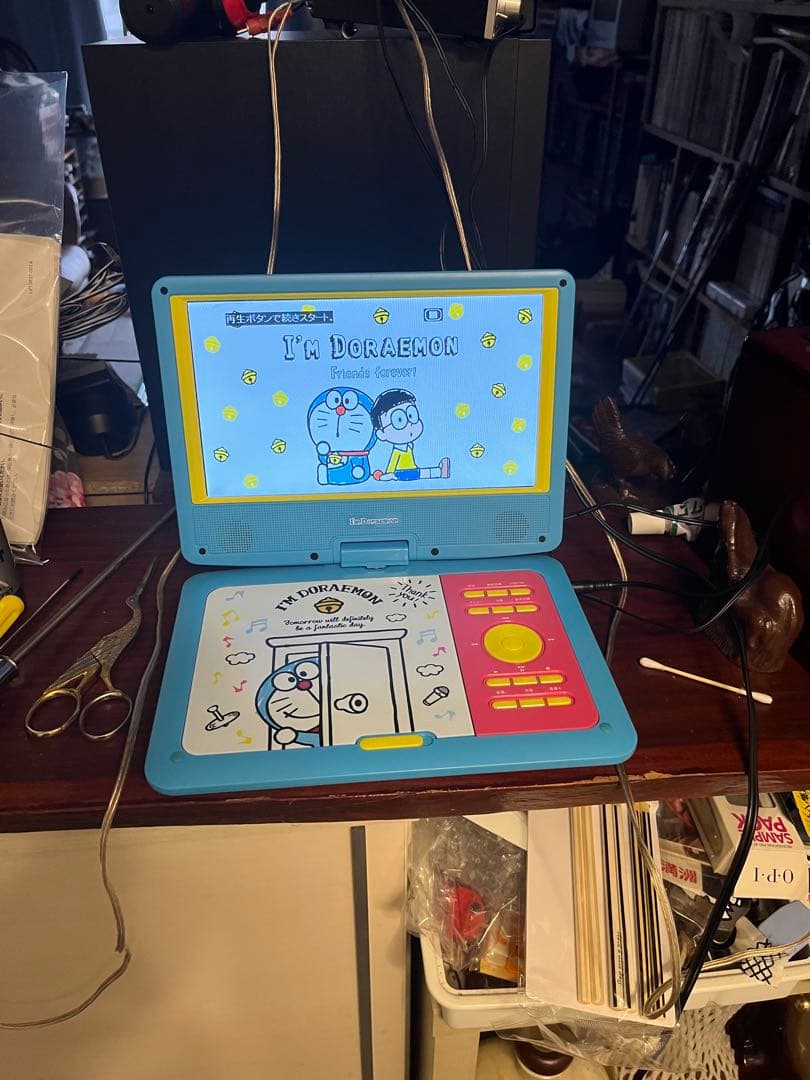 9インチ ポータブルDVDプレイヤー ドラえもんリモコン車電源も取説付　完動品