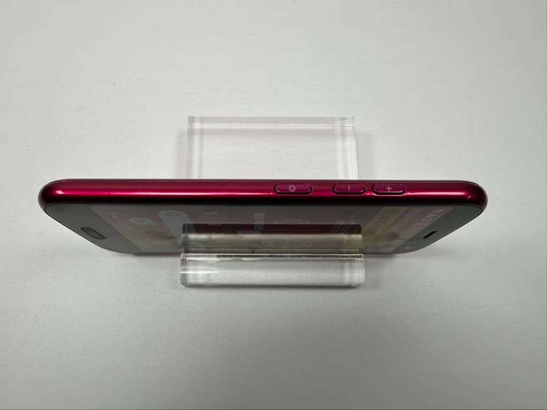 美品 NTT docomo らくらくスマートフォン F-52B ピンク