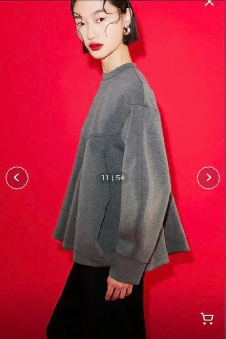 Momoビスチェ&スウェット